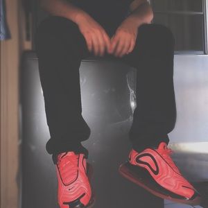 Meet your Posher, Hector